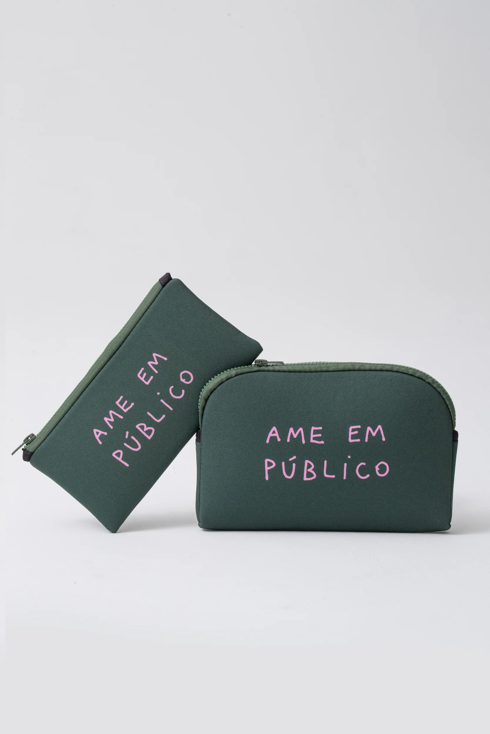 KIT NECESSAIRE - AME EM PUBLICO